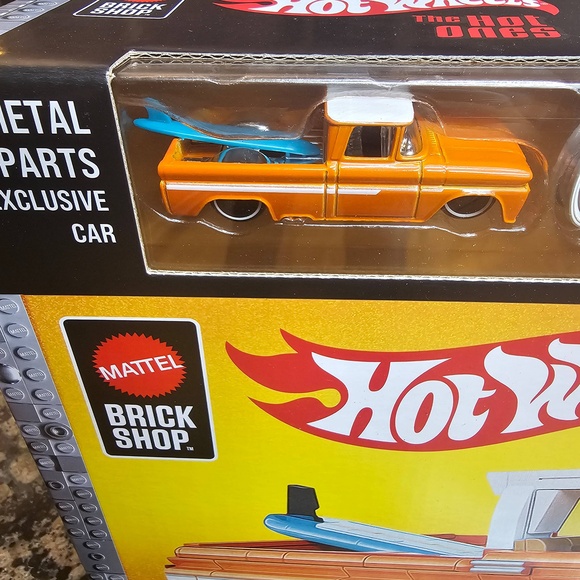 Brick Shop Hot Wheels Custom 62 Chevy Pickup Hot Ones Building Toy Kit w/ Truck - Picture 7 of 9